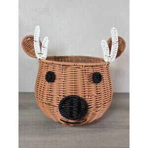 Ciroa‎ Holiday Reindeer Large Serving Basket Wicker Resin Rattan 12" Christmas